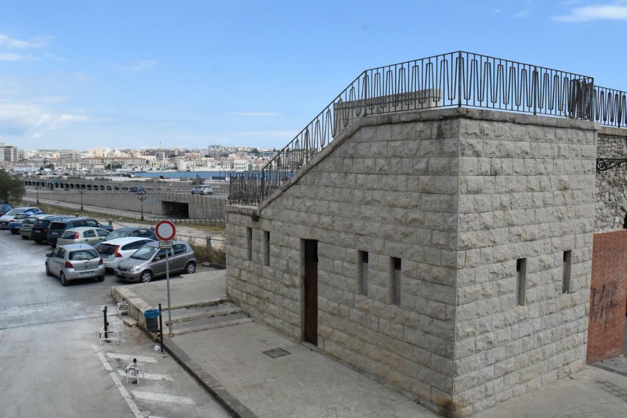 La Casa Di Nonna Dina Villa Syracuse Bagian luar foto